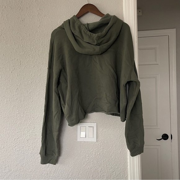 Olive Green Women's Cropped Hoodie XL NWT - Picture 2 of 5